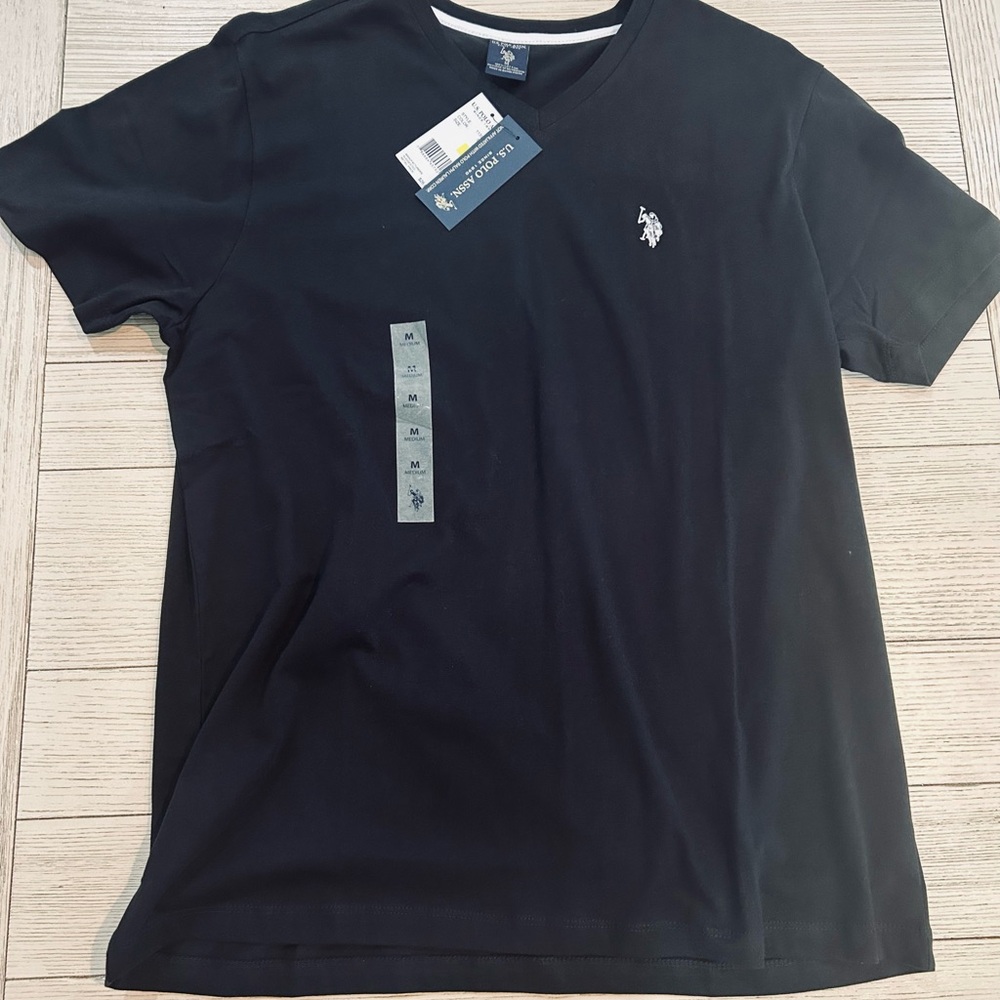 Polo NWT Men's Black V-Neck T-Shirt